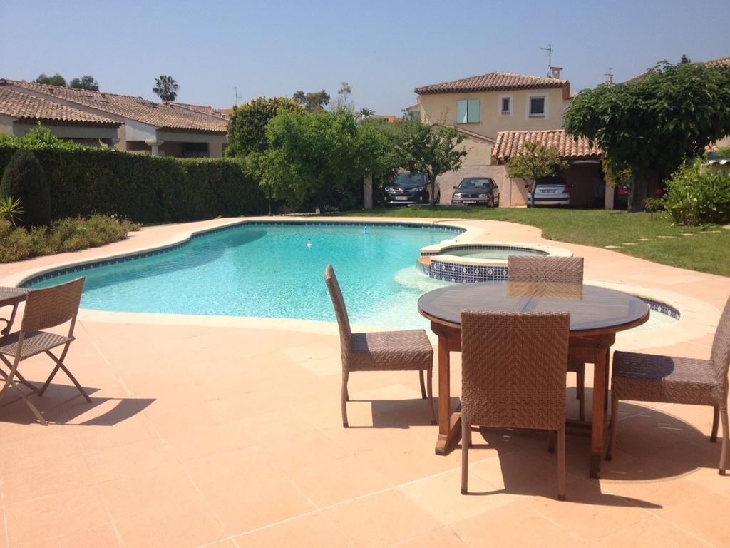 Villa Cezanne كانيو سور مير الغرفة الصورة